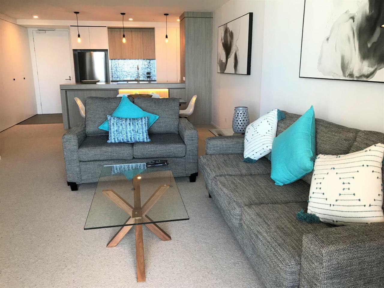 Qube Broadbeach Ocean View Apartments Gold Coast Kültér fotó
