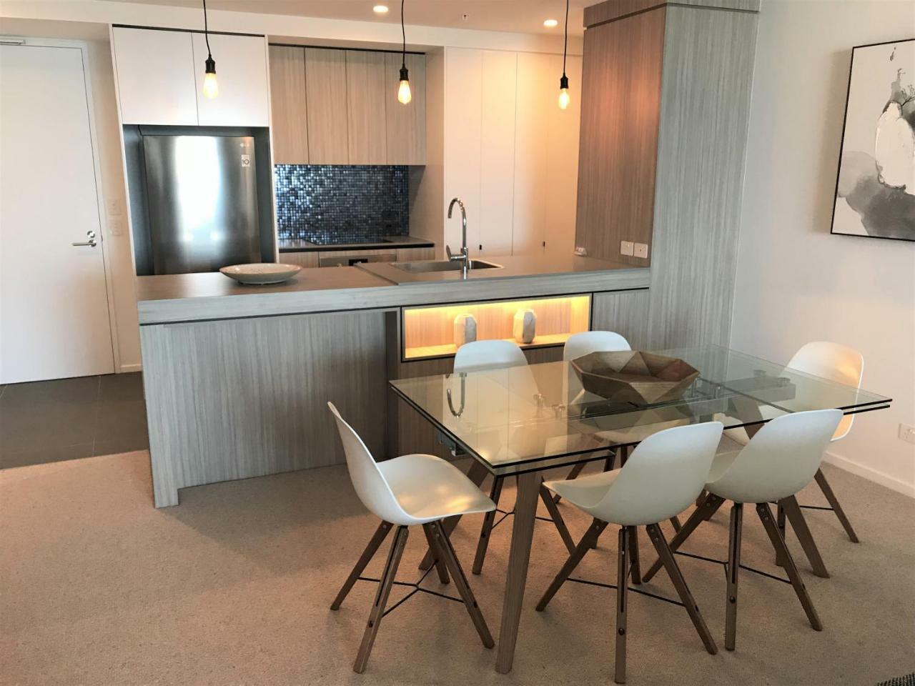 Qube Broadbeach Ocean View Apartments Gold Coast Kültér fotó