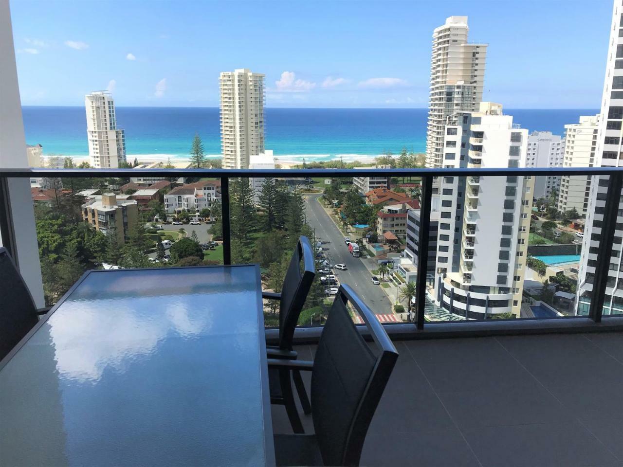 Qube Broadbeach Ocean View Apartments Gold Coast Kültér fotó
