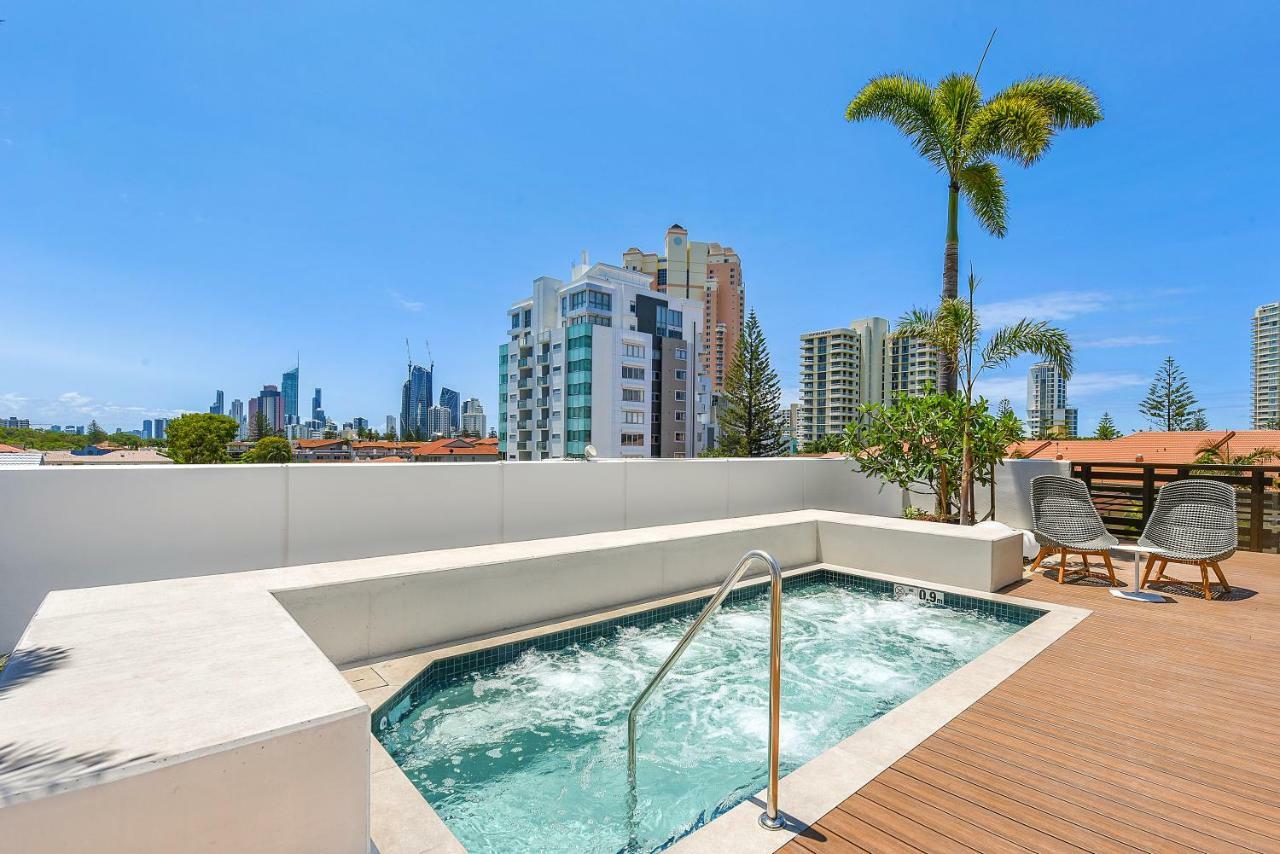 Qube Broadbeach Ocean View Apartments Gold Coast Kültér fotó